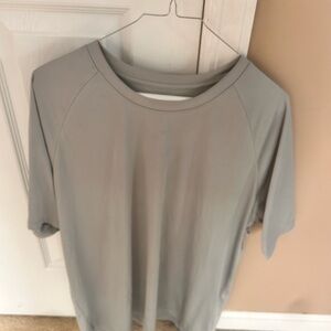 Classic Gray Men's Short Sleeve Tee